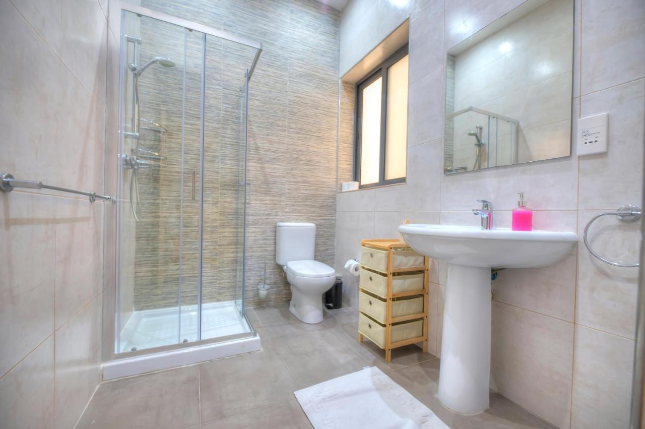 Spacious And Beautifully Furnished 3 Bedrooms/3Bathrooms Apartment With 2 Balconies Wvid1-1 Gzira Extérieur photo
