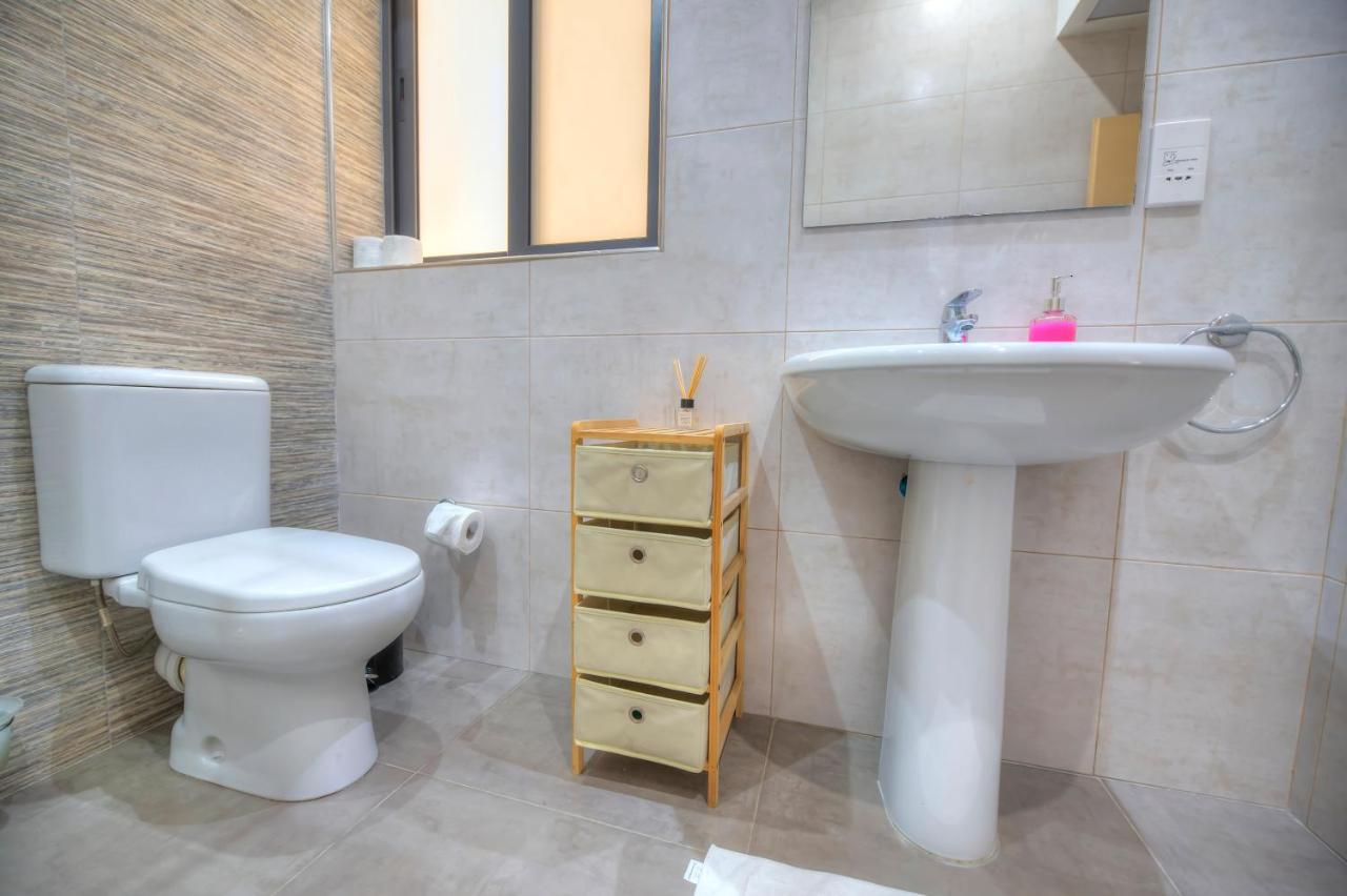 Spacious And Beautifully Furnished 3 Bedrooms/3Bathrooms Apartment With 2 Balconies Wvid1-1 Gzira Extérieur photo
